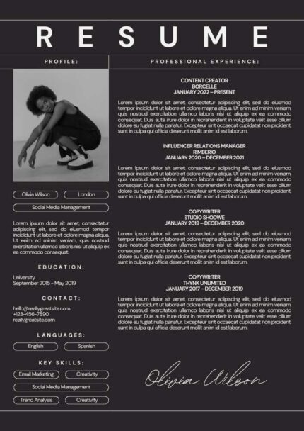 Grey and White Minimalist Social Media Management Resume – Editable Canva Template | ATS-Friendly Professional CV