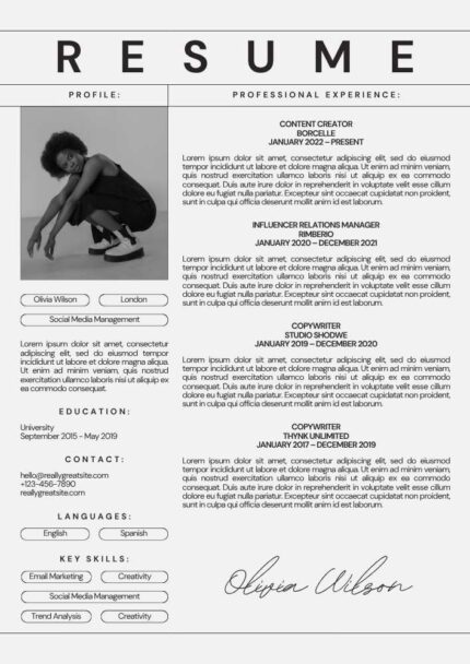 Grey and White Minimalist Social Media Management Resume – Editable Canva Template | ATS-Friendly Professional CV